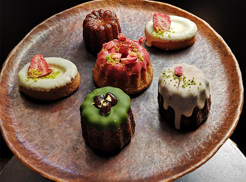 にじとまめ。さんの人気のカヌレ